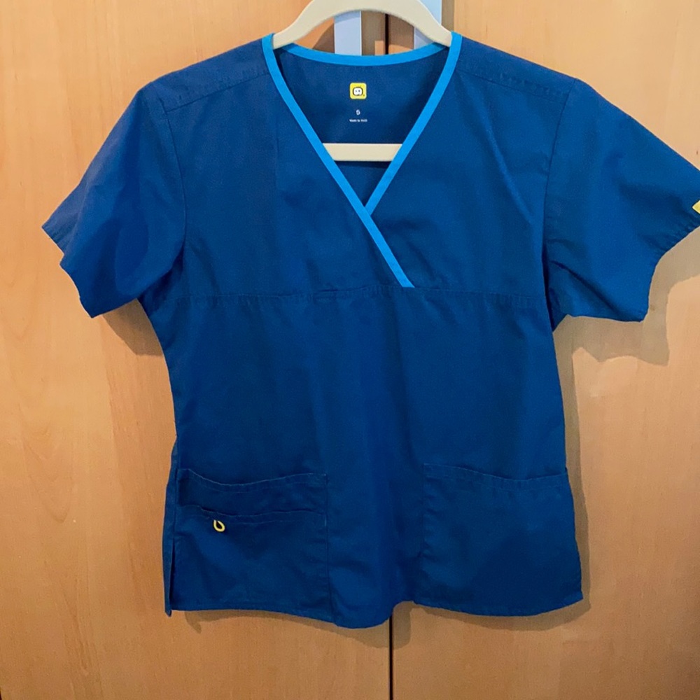 Wonderwink Scrub Top in Caribbean Sz SM